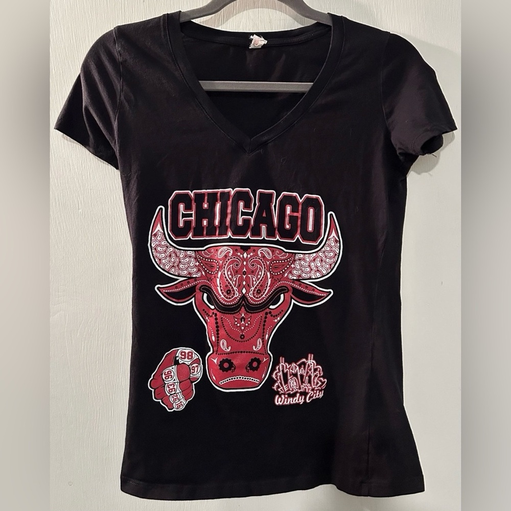 Chicago Bulls Graphic Women's Black T-Shirt Size L